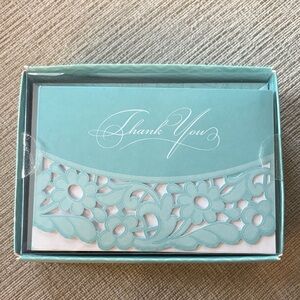 Set of 10 thank you notes with envelopes